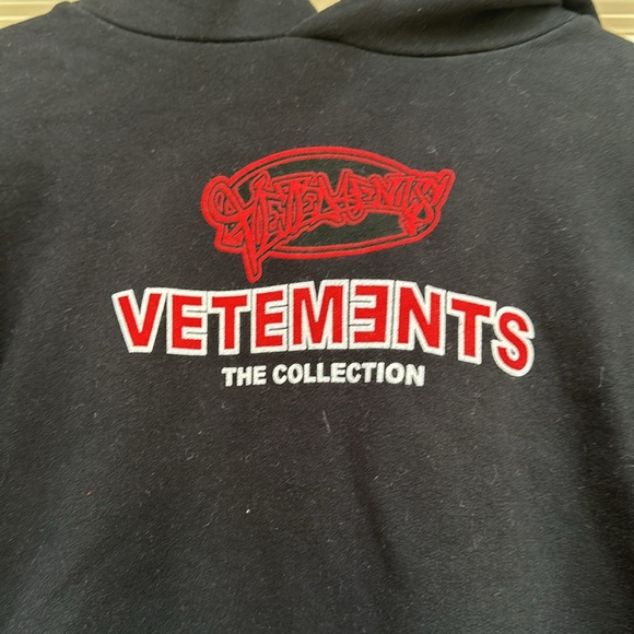 Vetements 2018 Logo Print Hoodie - Picture 6 of 10
